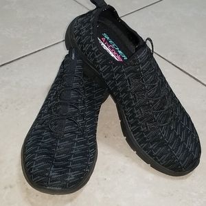 SKECHERS Dual-Lite black sz 9 slip on sneakers